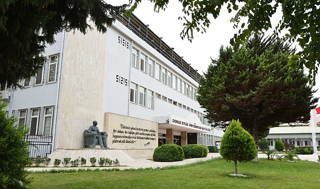 DEÜ, UI GreenMetric 2026 Dünya Sıralamasında 134. Sırada Dokuz Eylül Üniversitesi (DEÜ), çevre ve sürdürülebilirlik alanında hayata geçirdiği