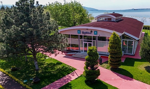 “Gönül Bahçem” en özel günlere değer katıyor Kocaeli Büyükşehir Belediyesi’nin kadınlara ve ailelere yönelik hayata geçirdiği “Gönül