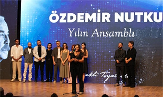 İzmir Büyükşehir Belediyesi Şehir Tiyatroları, 7. Özdemir Nutku Tiyatro Ödülleri’nde