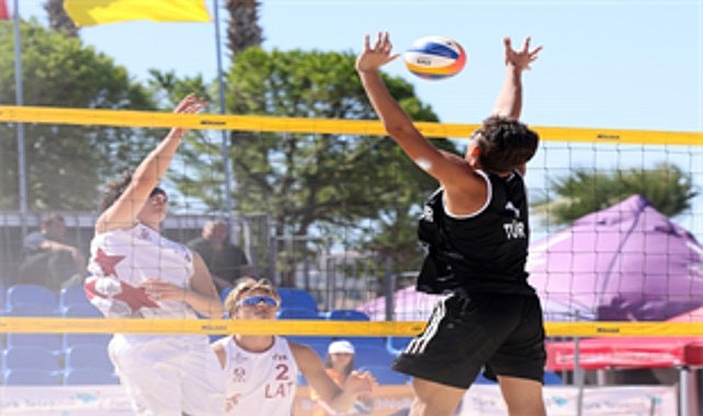 İzmir’de Avrupa Şampiyonası heyecanı yaşanıyor İzmir Büyükşehir Belediyesi’nin öncülüğünde Foça’da düzenlenen 2026 CEV U18 Avrupa