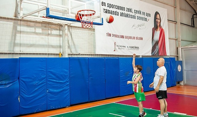 Karşıyaka’da Kış Spor Okulları’na kayıtlar başladı Karşıyaka Belediye Spor Kulübü bünyesinde düzenlenen “Kış Spor Okulları” bu yıl da