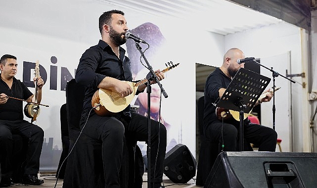Keçiören’de her mahallede konser coşkusu yaşanıyor Keçiören Belediyesi tarafından ilçenin farklı mahallelerinde düzenlenen Park Konserleri, vatandaşları