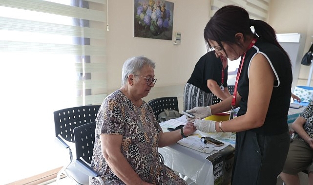 Konak Belediyesi’nin İleri Yaş Sağlıklı Yaşam Merkezi’nde, Konak İlçe Sağlık