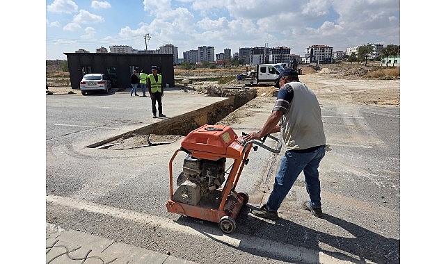 Konya Büyükşehir, Akşemsettin Mahallesi’nde İçme Suyu Altyapısını Yeniledi Konya Büyükşehir Belediyesi KOSKİ Genel Müdürlüğü, şehrin hızla gelişen bölgelerinde