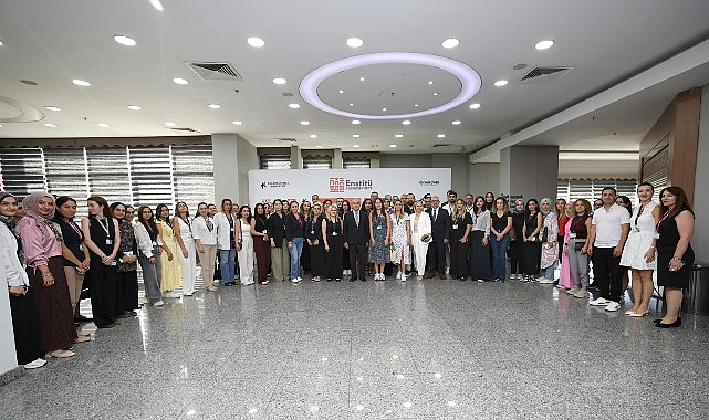 Küçükçekmece Belediyesi yeni eğitim ekosistemi “Enstitü Küçükçekmece”yi tanıttı Küçükçekmece Belediyesi, eğitim alanında hayata geçirdiği çalışmaları bütüncül bir yapıda