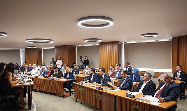 Maltepe Belediye Meclisi, bir ay süren yaz tatilinin ardından yeni