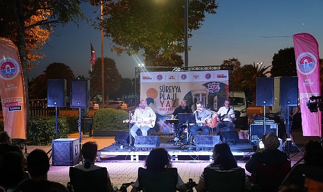 Maltepe Belediyesi’nin organizasyonuyla yaz boyunca düzenlenen “Süreyya Plajı Yaz Dinletileri”, güz