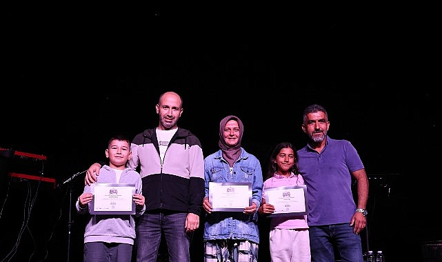 Nilüfer Belediyesi’nin siyah inciri tanıtmak ve üreticileri desteklemek için düzenlediği 12.