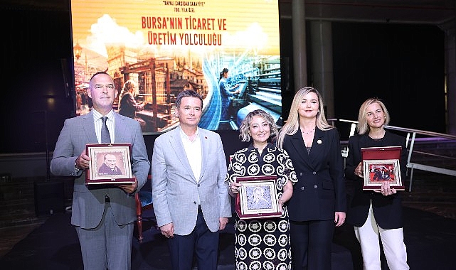 Osmangazi’de Bursa’nın Ticaret ve Üretim Yolculuğu Ele Alındı Osmangazi Belediyesi’nin ev sahipliğinde düzenlenen “Kapalı Çarşı’dan Sanayiye: Bursa’nın Ticaret