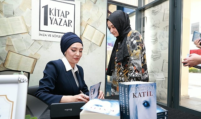 Osmangazi Belediyesi tarafından düzenlenen “1 Kitap 1 Yazar” buluşmalarının bir