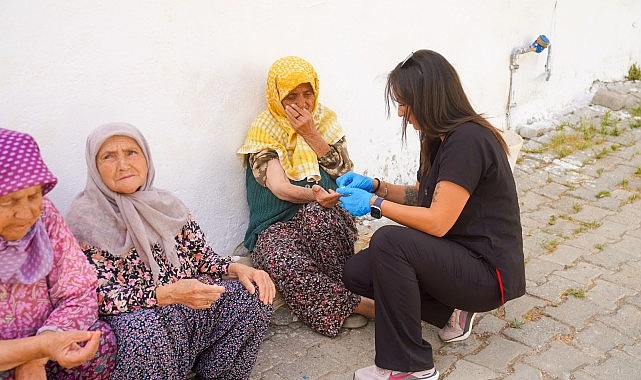 Seferihisar Belediyesi, sosyal destek çalışmalarını ilçenin dört bir yanında sürdürüyor.