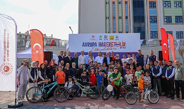 Selçuklu’da Avrupa Hareketlilik Haftası’na özel bisiklet etkinliği Avrupa Hareketlilik Haftası kapsamında Çevre, Şehircilik ve İklim Değişikliği Bakanlığı