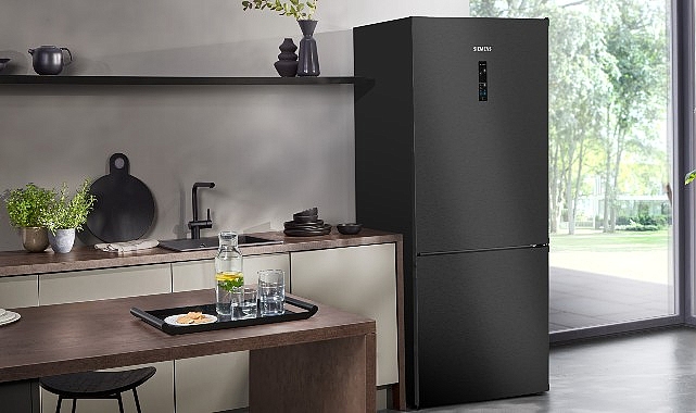 Siemens Ev Aletleri, buzdolaplarında sunduğu flexDoor özelliğiyle saklama alanlarını kullanıcı ihtiyaçlarına göre