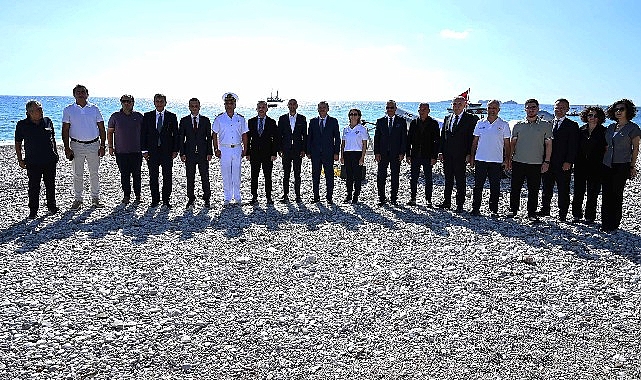 Tekirova’da deniz yaşamını koruma çalışmaları başladı Antalya Valisi Hulusi Şahin, Antalya Mavi Akdeniz İnisiyatifi kapsamında Kemer