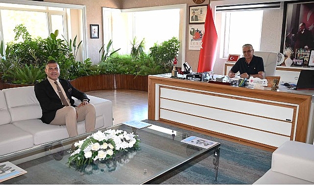 Uğur Okulları Kemer Şube Müdürü İdris Bayram, Kemer Belediye Başkanı