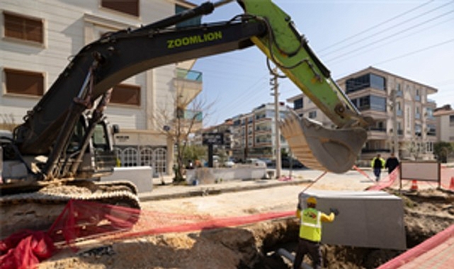 Altyapıdan asfalta Tire’nin çehresi değişiyor İzmir Büyükşehir Belediyesi’nin yürüttüğü Tire’deki altyapı ve üstyapı çalışmalarını kapsayan