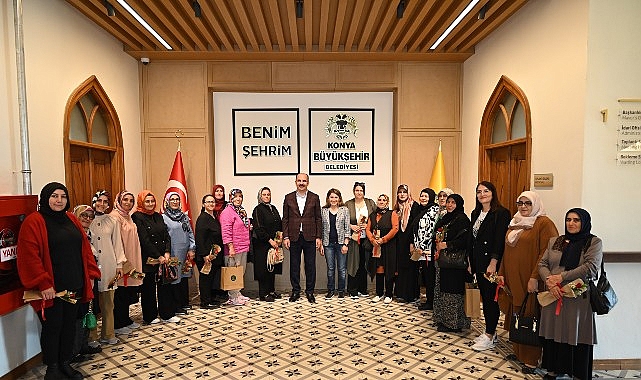 Başkan Altay: “Alın Teriyle Ülkemizin Üretim Gücüne Güç Katan Tüm Kadın Çiftçilerimizin Günü Kutlu Olsun” Konya Büyükşehir Belediye Başkanı Uğur İbrahim Altay, 15 Ekim Dünya