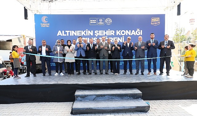 Konya Büyükşehir Belediye Başkanı Uğur İbrahim Altay, Büyükşehir Belediyesi tarafından