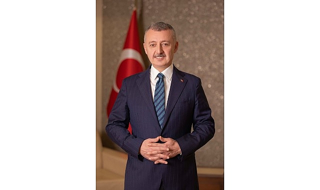 Kocaeli Büyükşehir Belediye Başkanı Tahir Büyükakın, resmi programı nedeniyle Fransa’ya