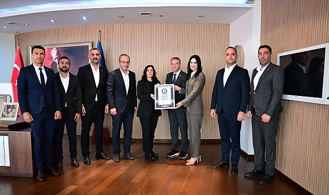 Başkan Çerçioğlu’nun Destekleriyle Didim’de Guinness Dünya Rekoru Kırıldı Aydın Büyükşehir Belediye Başkanı Özlem Çerçioğlu'na, AK Parti Aydın Milletvekili