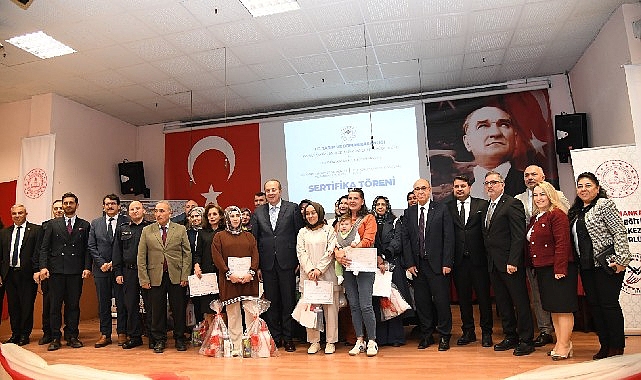 Kahramankazan Belediye Başkanı Selim Çırpanoğlu, Kahramankazan Halk Eğitimi Merkezi ile