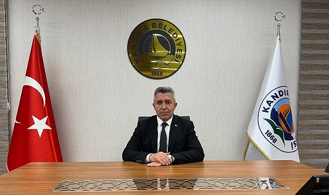 Başkan Erol Ölmez’den 29 Ekim Cumhuriyet Bayramı Mesajı Kandıra Belediye Başkanı Erol Ölmez, Cumhuriyet’in ilanının 103. yıl dönümü
