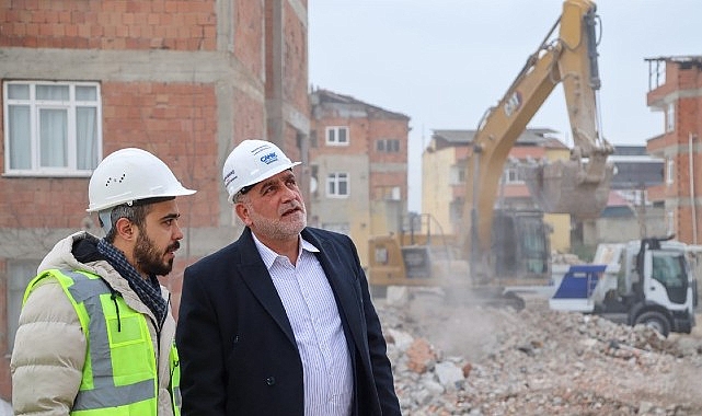 Başkan Sandıkçı: “Laf değil, hizmet üretiyoruz” Canik Belediye Başkanı İbrahim Sandıkçı, projelere ve yatırımlara yenileri eklemeye