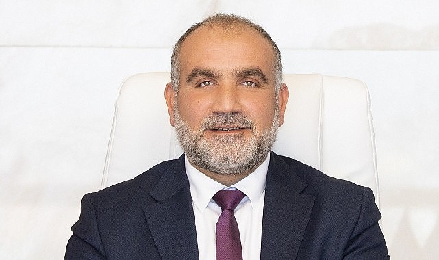 Canik Belediye Başkanı İbrahim Sandıkçı, 29 Ekim Cumhuriyet Bayramı dolayısıyla