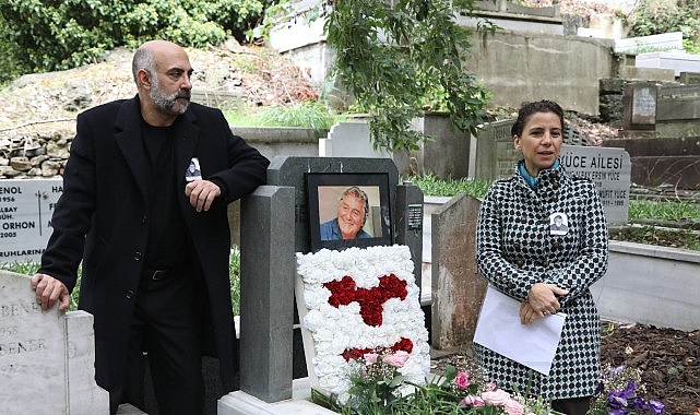 Beklan Algan Vefatının 16. Yıl Dönümünde Anıldı İstanbul Büyükşehir Belediyesi Şehir Tiyatroları’nın değerli sanatçısı, yazar, eğitmen ve
