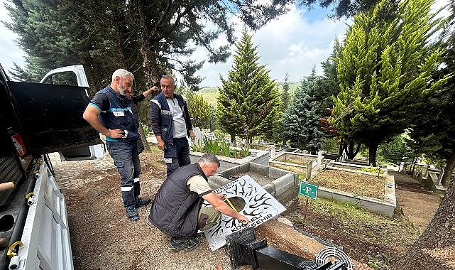 Kocaeli Büyükşehir Belediyesi, kent genelindeki mezarlıklarda periyodik bakım ve onarım