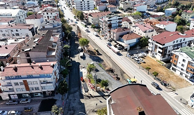 Büyükşehir’den Darıca trafiğine yeni kavşak hamlesi Kocaeli Büyükşehir Belediyesi, Darıca’da araç yoğunluğunu azaltacak önemli bir kavşak
