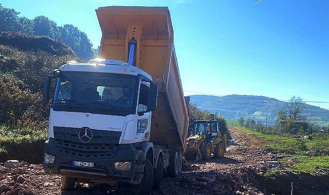 Büyükşehir’den selin izlerini silen yoğun mesai Kocaeli’de sağanak yağışın neden olduğu sel ve dere taşkınlarının ardından