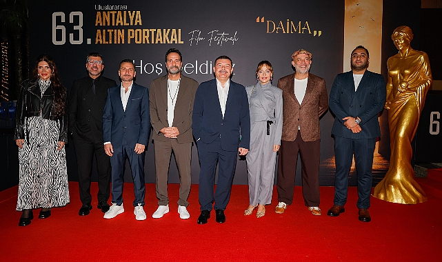 Çakallarla Dans 8’den Altın Portakal Çıkarması “Çakallarla Dans 8: Şututgart Çıkarması” ilk galasını 63. Uluslararası Antalya