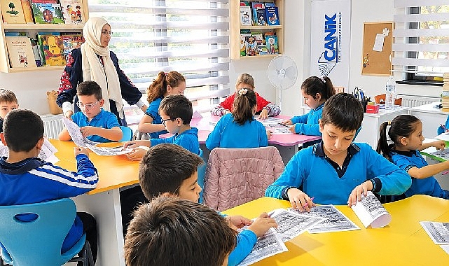 Canik’te Kitaplar Çocuklarla, Çocuklar Bilgiyle Buluşuyor Canik Belediyesi Halk Kütüphanesi ve Etüt Merkezi'nin Çocuk Bölümü, öğrencilerin