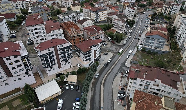 Kocaeli Büyükşehir Belediyesi, Çayırova’da Yavuz Sultan Selim Caddesi ile İstiklal