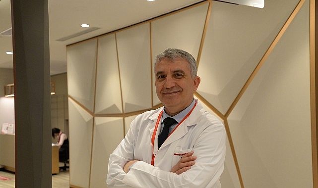 Çocuklardaki Göğüs Deformitelerini İhmal Etmeyin Kunduracı göğüs ve güvercin göğüs olarak bilinen göğüs deformiteleri, özellikle