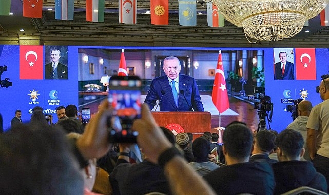 Cumhurbaşkanı Erdoğan’dan gençlere destek mesajı Kocaeli Büyükşehir Belediyesi’nin ev sahipliğinde gerçekleştirilen “Türk Dünyası Gençlik Buluşması”nın