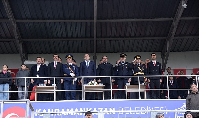 Cumhuriyet Coşkusu ve Kahramanlık Gururu Kahramankazan’da Cumhuriyetimizin 103. yıl dönümü, düzenlenen tören ve etkinliklerle kutlandı.