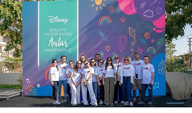 Disney Hataylı Çocuklara Umut ve Neşe Dolu Bir Gün Yaşattı Disney Türkiye, “Değer Katan Anlar” programı kapsamında hayata geçirdiği Çocuk