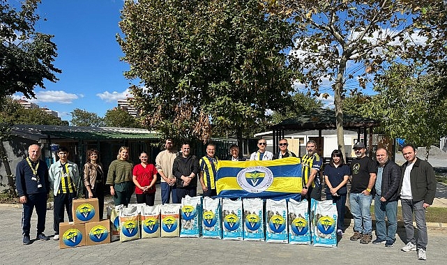 Fenerbahçeli Veteriner Hekimler Derneği’nden Bakırköy Belediyesi’ne 1 Ton Mama Desteği Fenerbahçeli Veteriner Hekimler Derneği, 4 Ekim Hayvanları Koruma Günü kapsamında