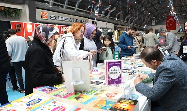 İnegöl Belediyesi tarafından bu yıl 10’uncusu düzenlenen İnegöl Kitap Günleri,