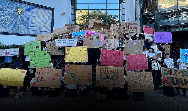 Irmak Okullarında Dil Bayramı Irmak Okulları, 23–25 Eylül tarihleri arasında düzenlediği Dil Bayramı etkinliklerinde