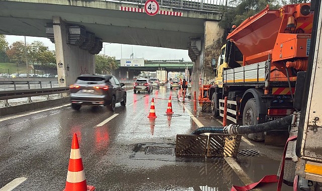 İstanbul genelinde etkili olan fırtına ve sağanak yağışa karşı İBB