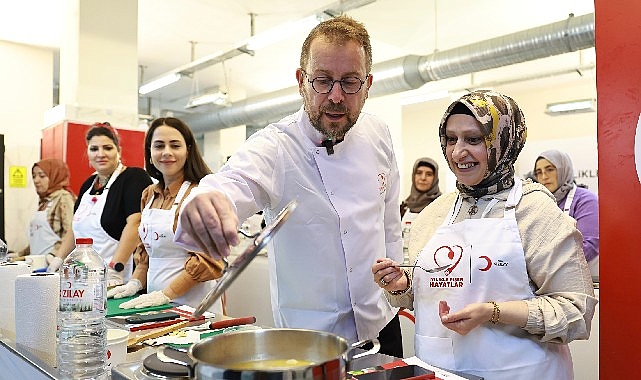 Türk Kızılay, depremden etkilenen kadınların mesleki becerilerini geliştirmek ve istihdama