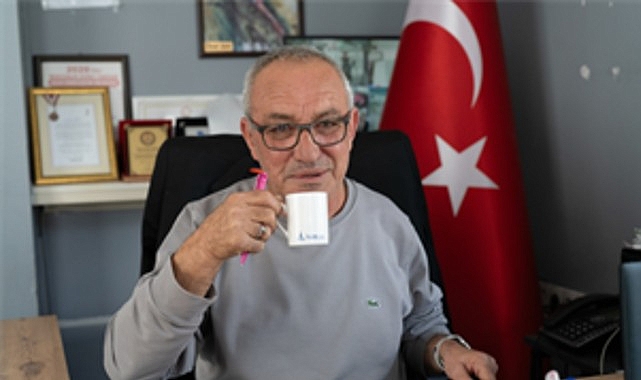 İzmir’de muhtarların günü de emeği de unutulmadı İzmir Büyükşehir Belediyesi, 19 Ekim Muhtarlar Günü dolayısıyla kent genelinde