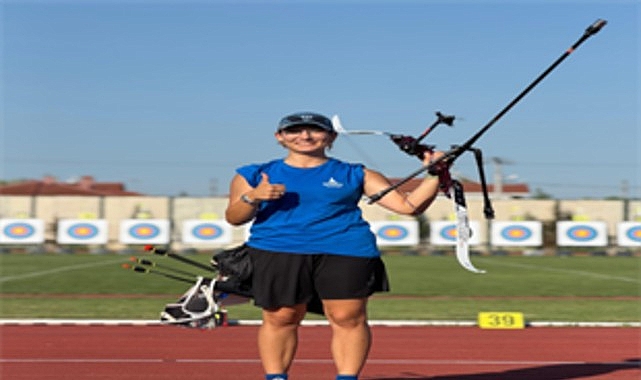 İzmir’in Dünya’sı gençlik olimpiyatlarında Türkiye için yarışacak İzmir Büyükşehir Belediyesi Spor Kulübü’nün milli okçusu Dünya Yenihayat, Senegal’de