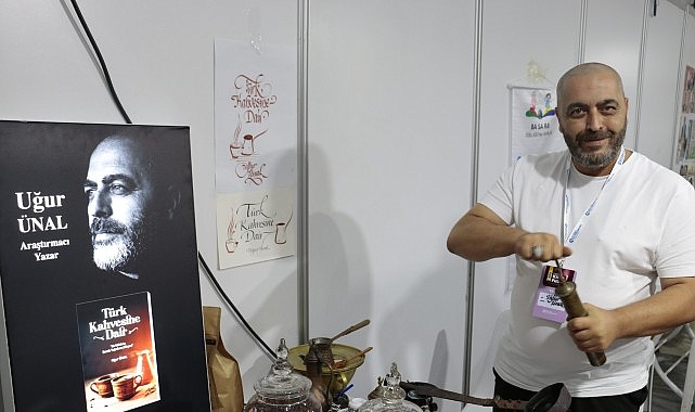 Kahvenin hikâyesi Kitap Fuarı’na taşındı Kocaeli Büyükşehir Belediyesi tarafından düzenlenen Uluslararası 16. Kocaeli Kitap Fuarı,