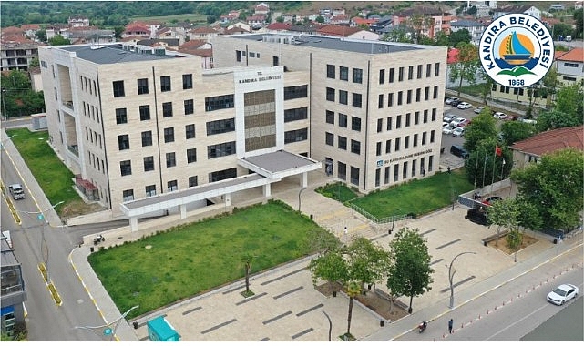 Kandıra Belediyesi’nden Üniversite Öğrencilerine 15 Bin TL Eğitim Desteği Kandıra Belediyesi, 2026 Yükseköğretim Kurumları Sınavı (YKS) sonucunda üniversiteye yerleşen