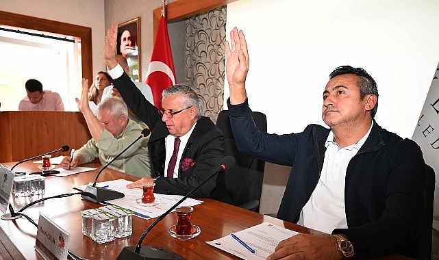 Kemer Belediyesi Ekim Ayı meclis toplantısı gerçekleştirildi Kemer Belediyesi Ekim ayı meclis toplantısı, Kemer Belediye Başkanı Necati