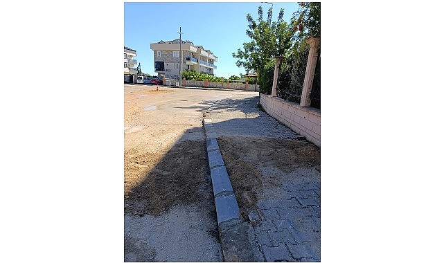 Kemer’de altyapı çalışmaları sürüyor Kemer Belediyesi Fen İşleri Müdürlüğü ekipleri, Kemer genelindeki altyapı çalışmalarını